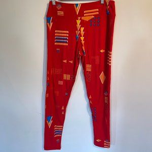 20% off 3+ items LuLaRoe leggings in Tall & Curvy. NEVER WORN!